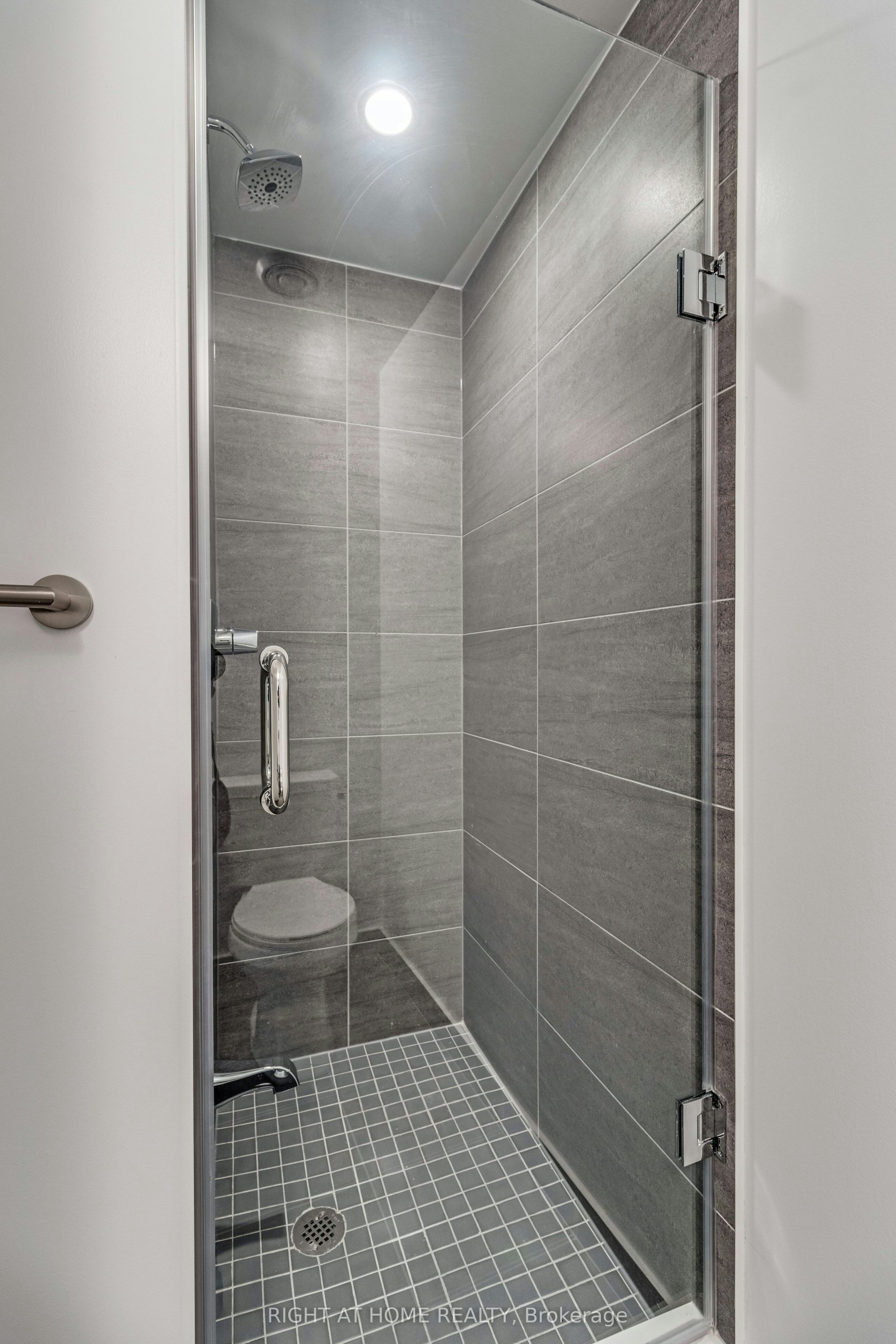 306-77 Mutual Street, Toronto, ON, M5B 0B9 - 32