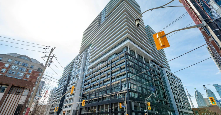 510 E-70 Princess Street, Toronto, ON, M5A 0X6