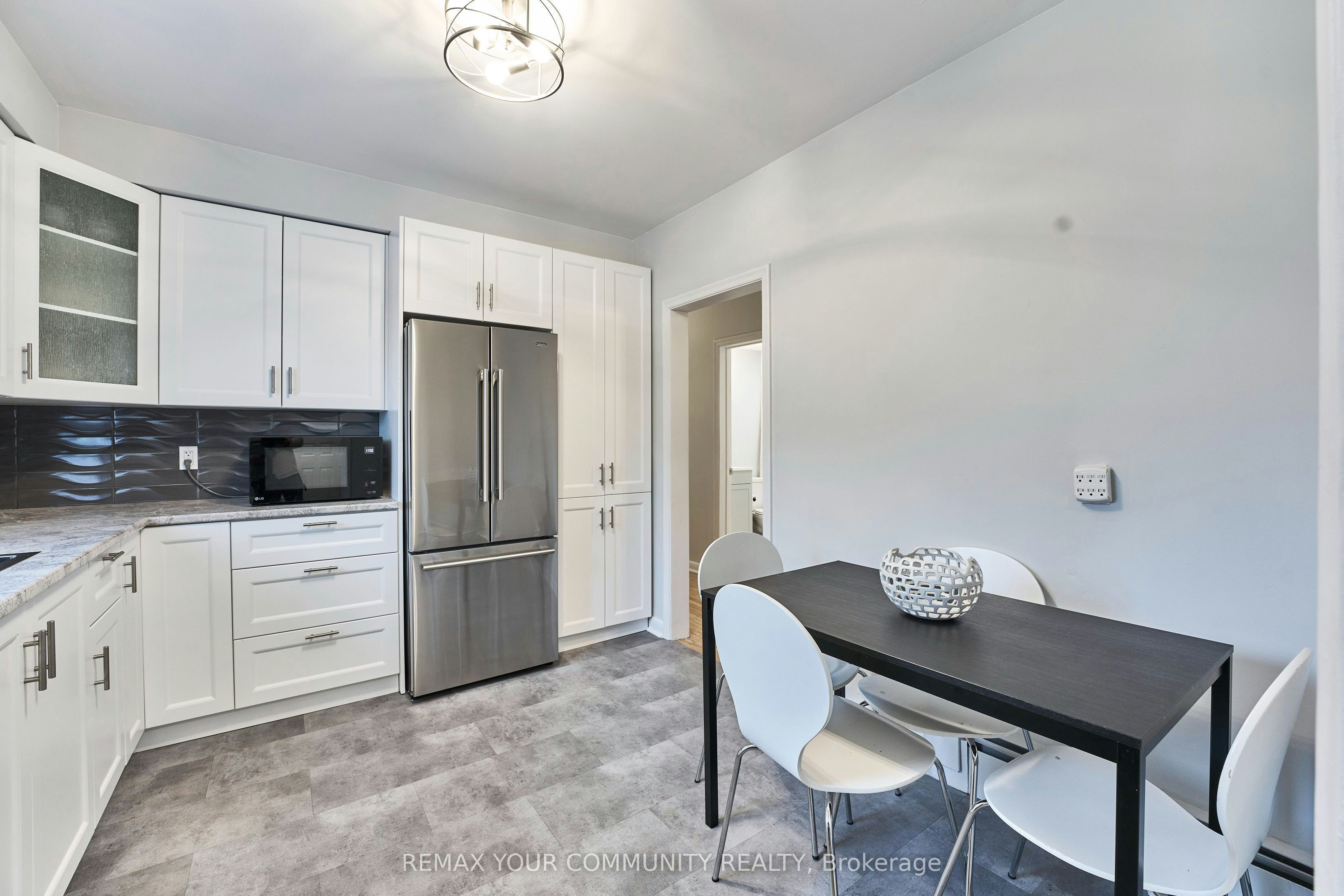 2-156 Overbrook Place, Toronto, ON, M3H 4P9 - 11