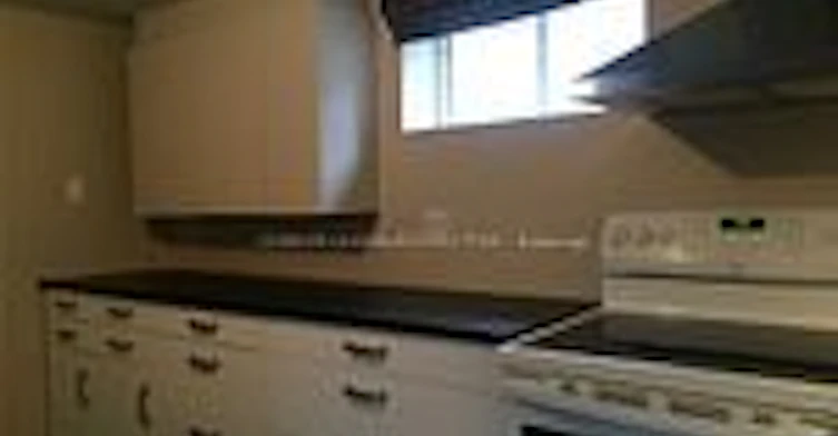 216 Park Home Avenue, Toronto, ON, M2R 1A2 - 13