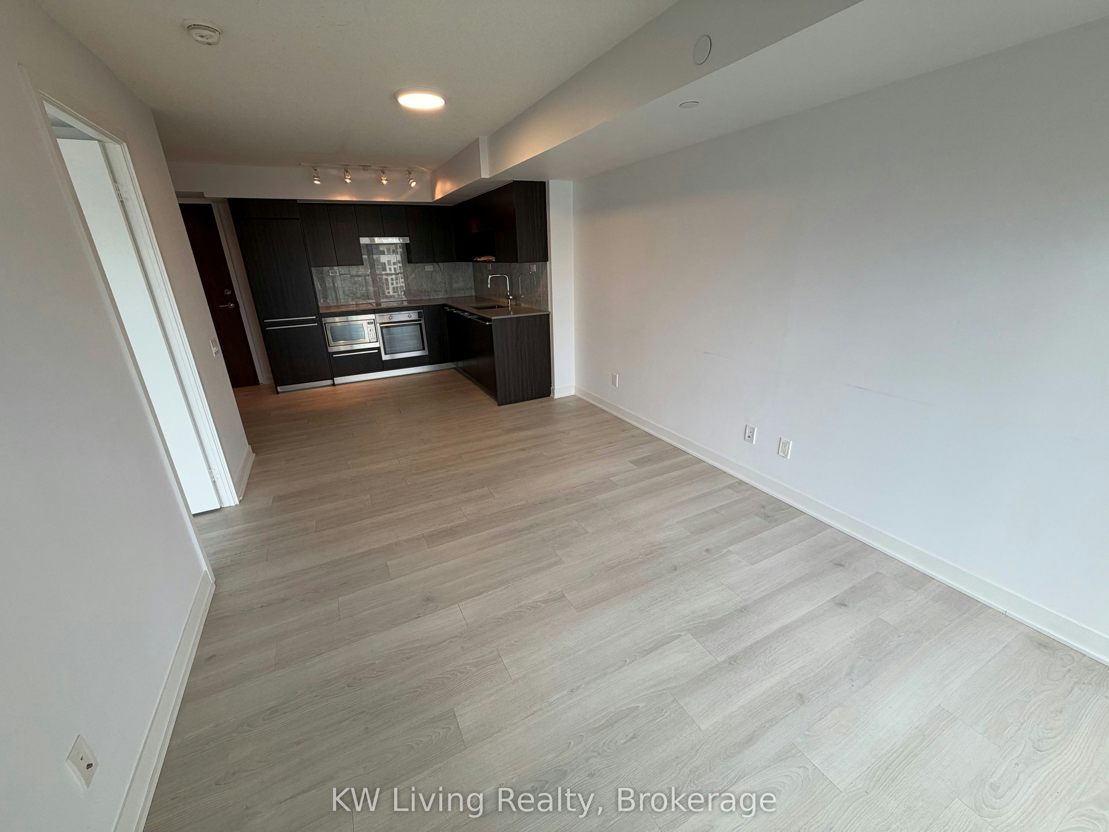 2708-70 Queens Wharf Road, Toronto, ON, M5V 0J2 - 4