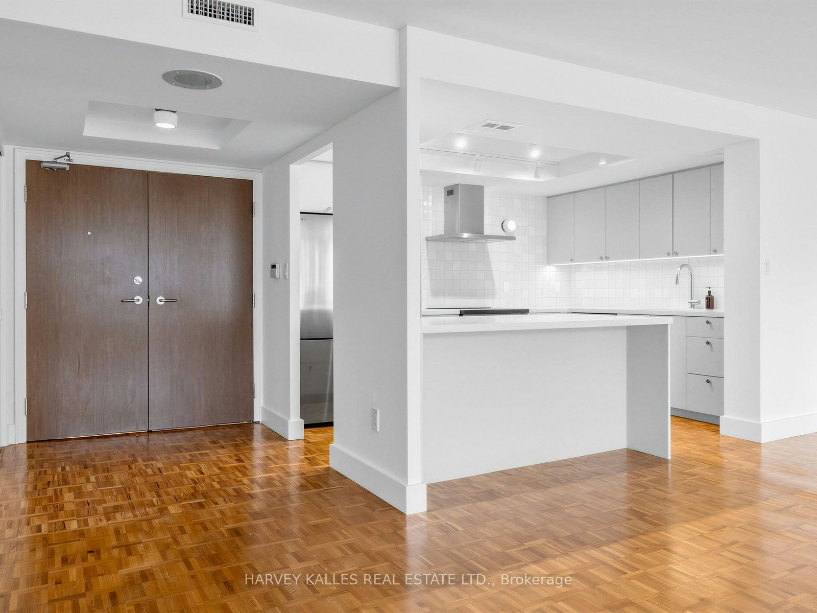 802-71 Charles Street E, Toronto, ON, M4Y 2T3 - 6