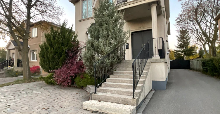 214 Clanton Park Road, Toronto, ON, M3H 2G1 - 27