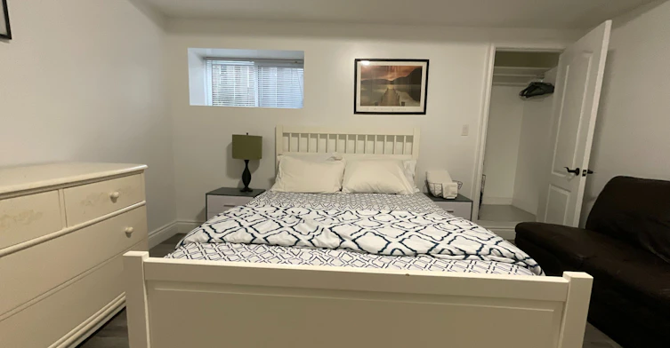 214 Clanton Park Road, Toronto, ON, M3H 2G1 - 8