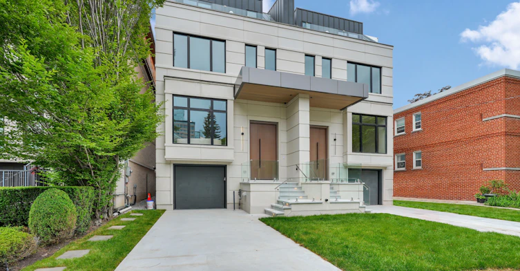108 Heath Street W, Toronto, ON, M4V 1T6