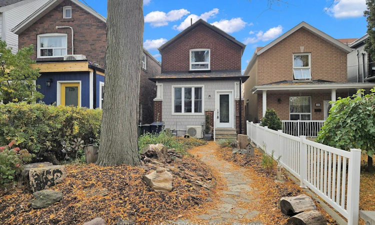 131 Lindsey Avenue