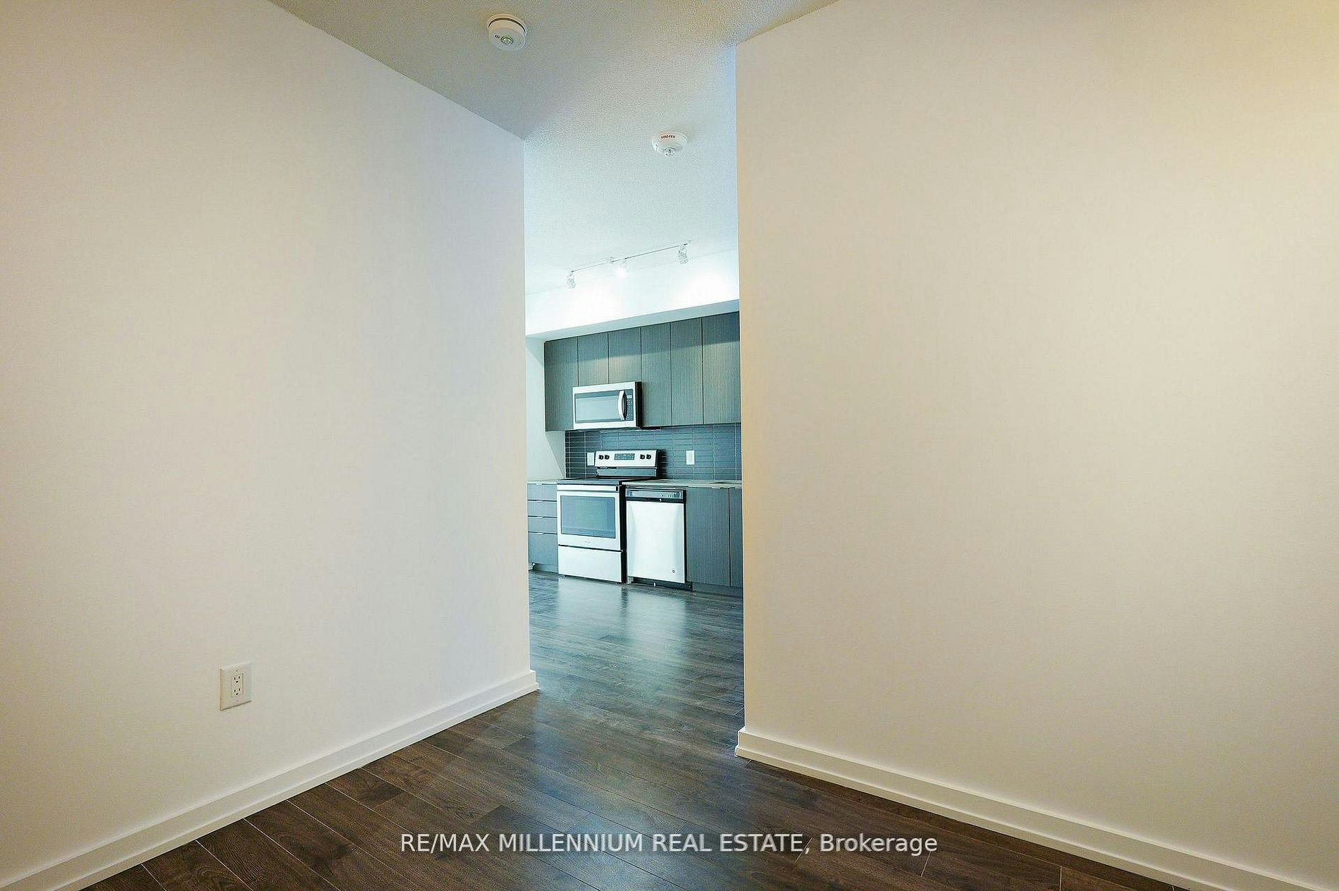 1112-3237 Bayview Avenue, Toronto, ON, M2K 0G1 - 10