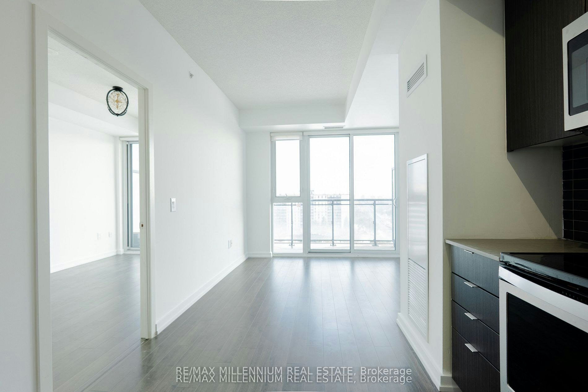 1112-3237 Bayview Avenue, Toronto, ON, M2K 0G1 - 19