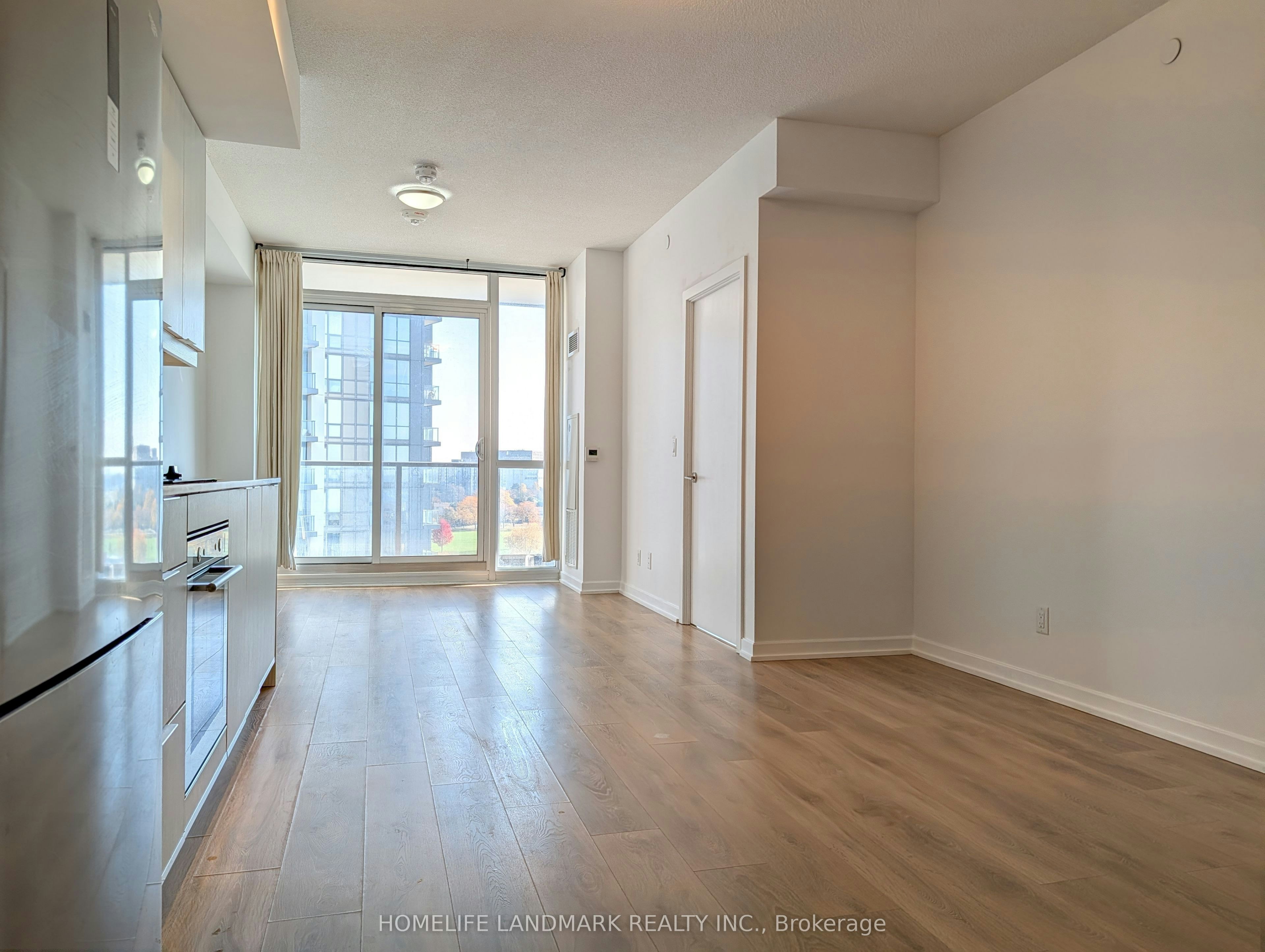 811-36 Forest Manor Road, Toronto, ON, M2J 1M5 - 2