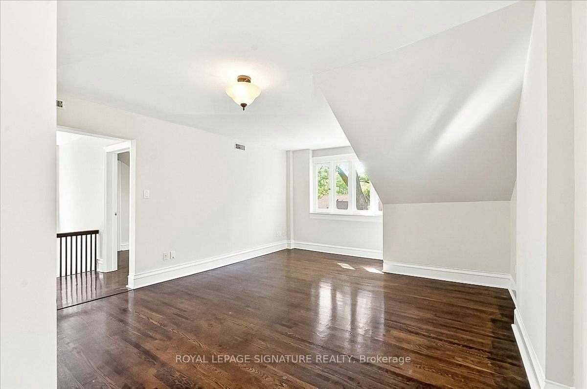 3-12 Foxbar Road, Toronto, ON, M4V 2G6