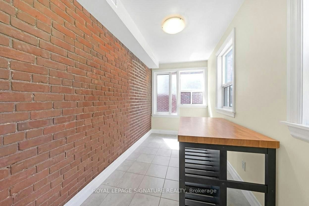2-12 Foxbar Road, Toronto, ON, M4V 2G6 - 13