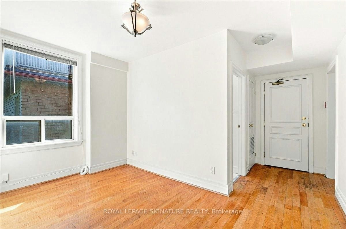 2-12 Foxbar Road, Toronto, ON, M4V 2G6 - 4