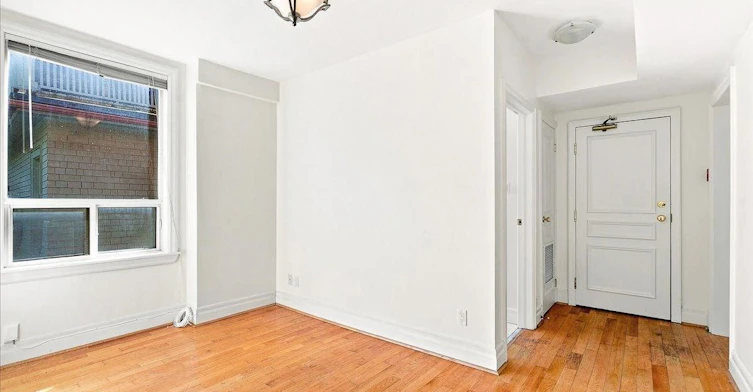 2-12 Foxbar Road, Toronto, ON, M4V 2G6 - 4