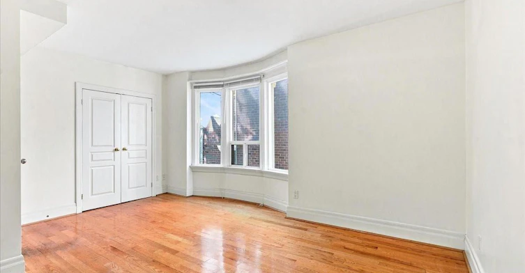2-12 Foxbar Road, Toronto, ON, M4V 2G6 - 5