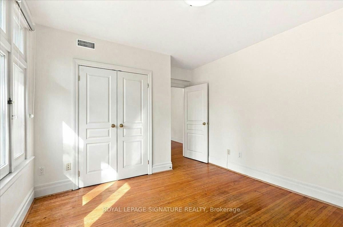 2-12 Foxbar Road, Toronto, ON, M4V 2G6 - 7
