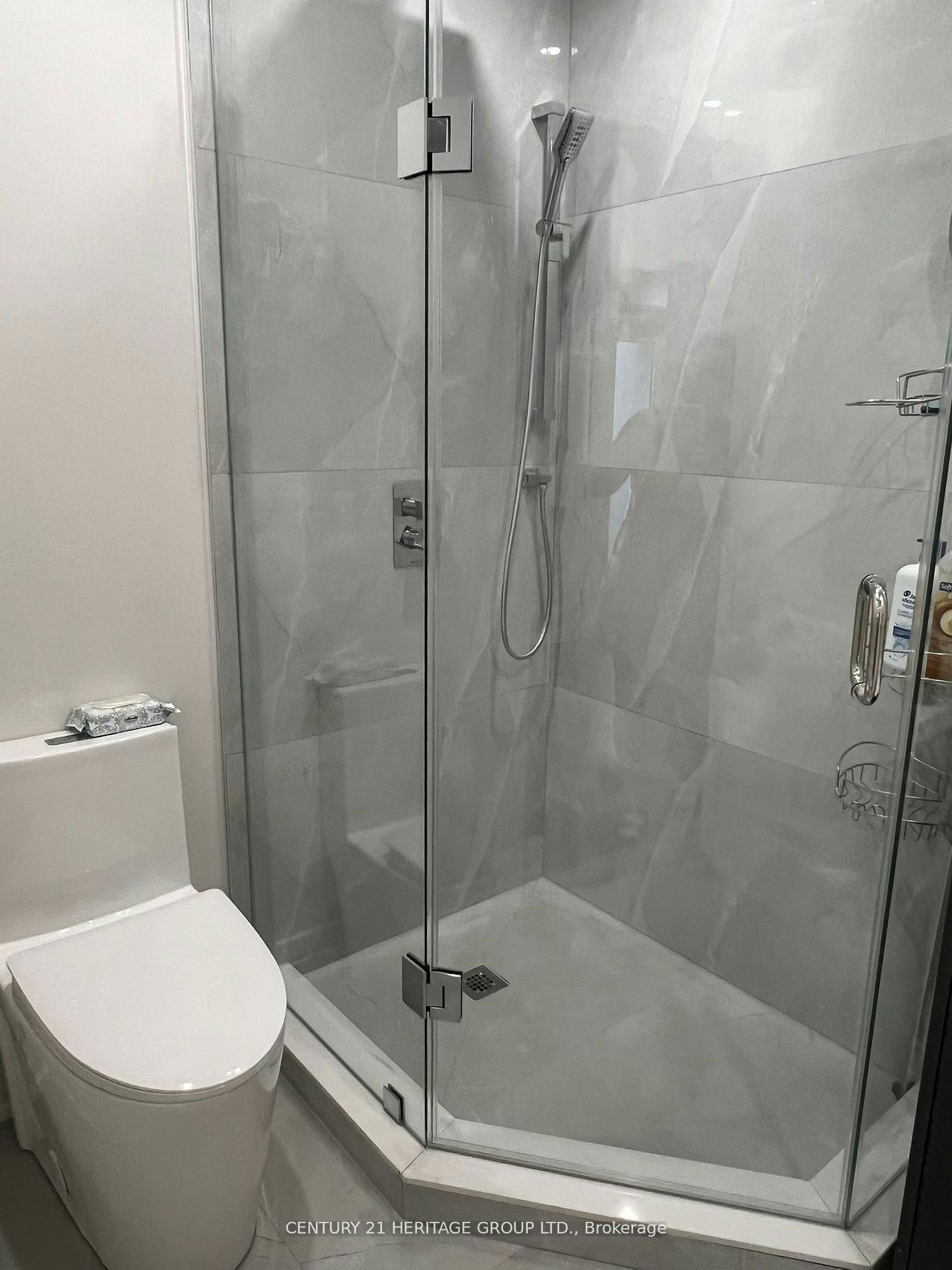 24 Deepglade Crescent, Toronto, ON, M2J 1B4 - 5