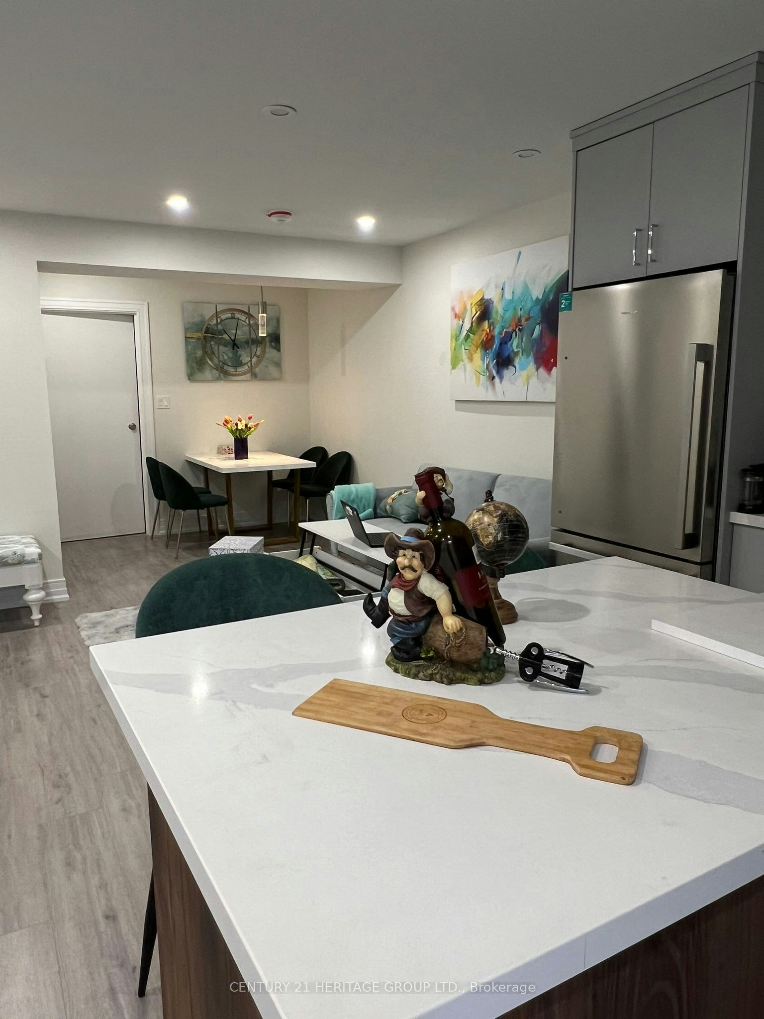 24 Deepglade Crescent, Toronto, ON, M2J 1B4 - 16
