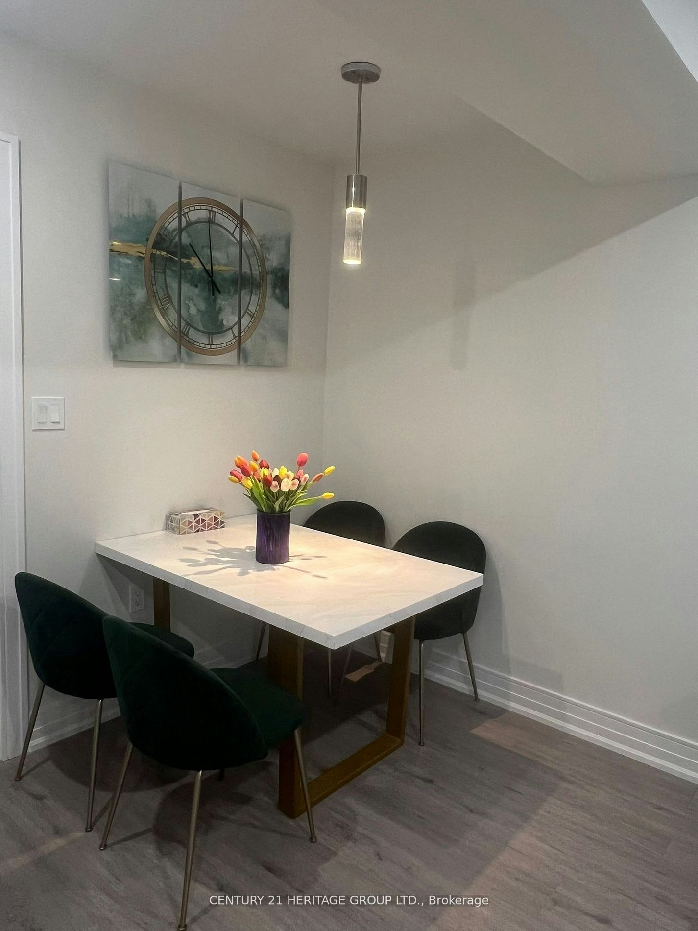 24 Deepglade Crescent, Toronto, ON, M2J 1B4 - 6
