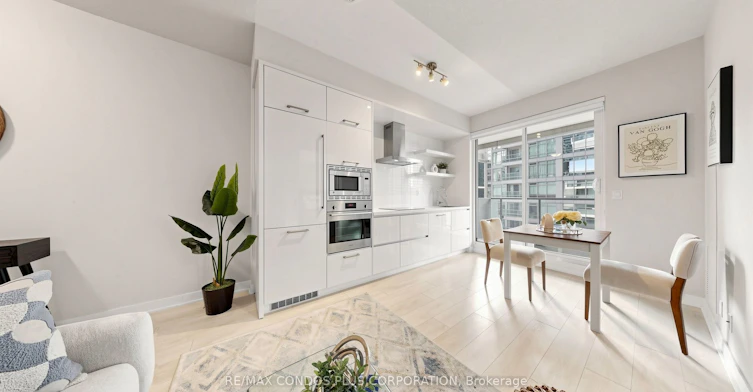506-2221 Yonge Street, Toronto, ON, M4S 0B8 - 5