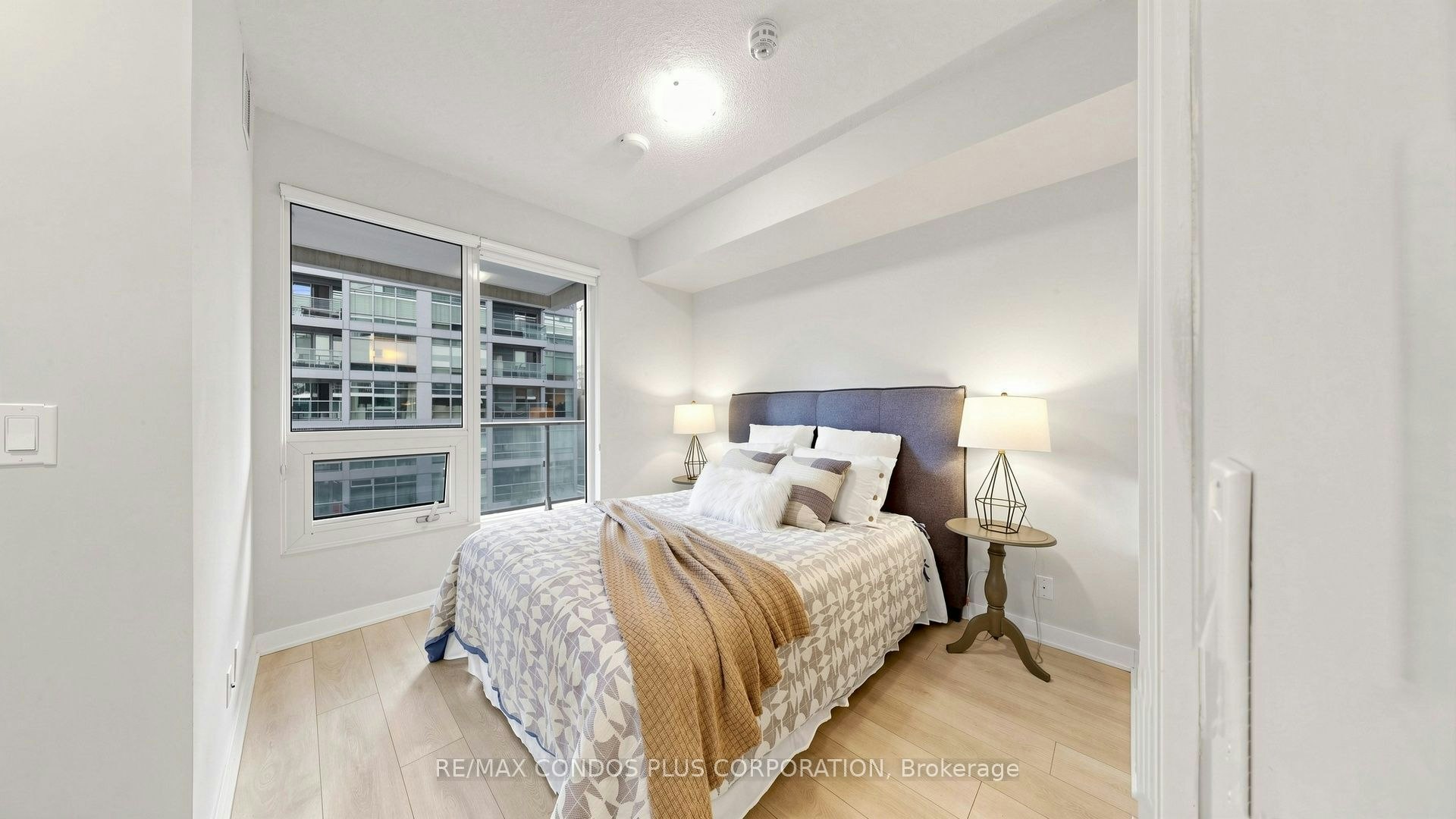 506-2221 Yonge Street, Toronto, ON, M4S 0B8 - 24
