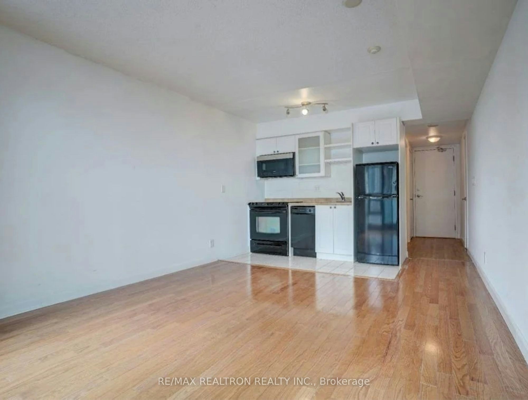 1909-600 Fleet Street, Toronto, ON, M5V 1B7 - 3