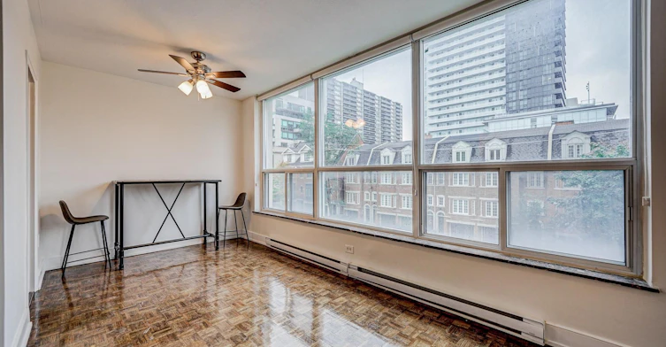 402-133 Erskine Avenue, Toronto, ON, M4P 1Y8 - 5