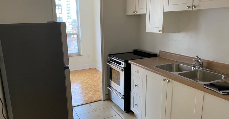 402-133 Erskine Avenue, Toronto, ON, M4P 1Y8 - 7