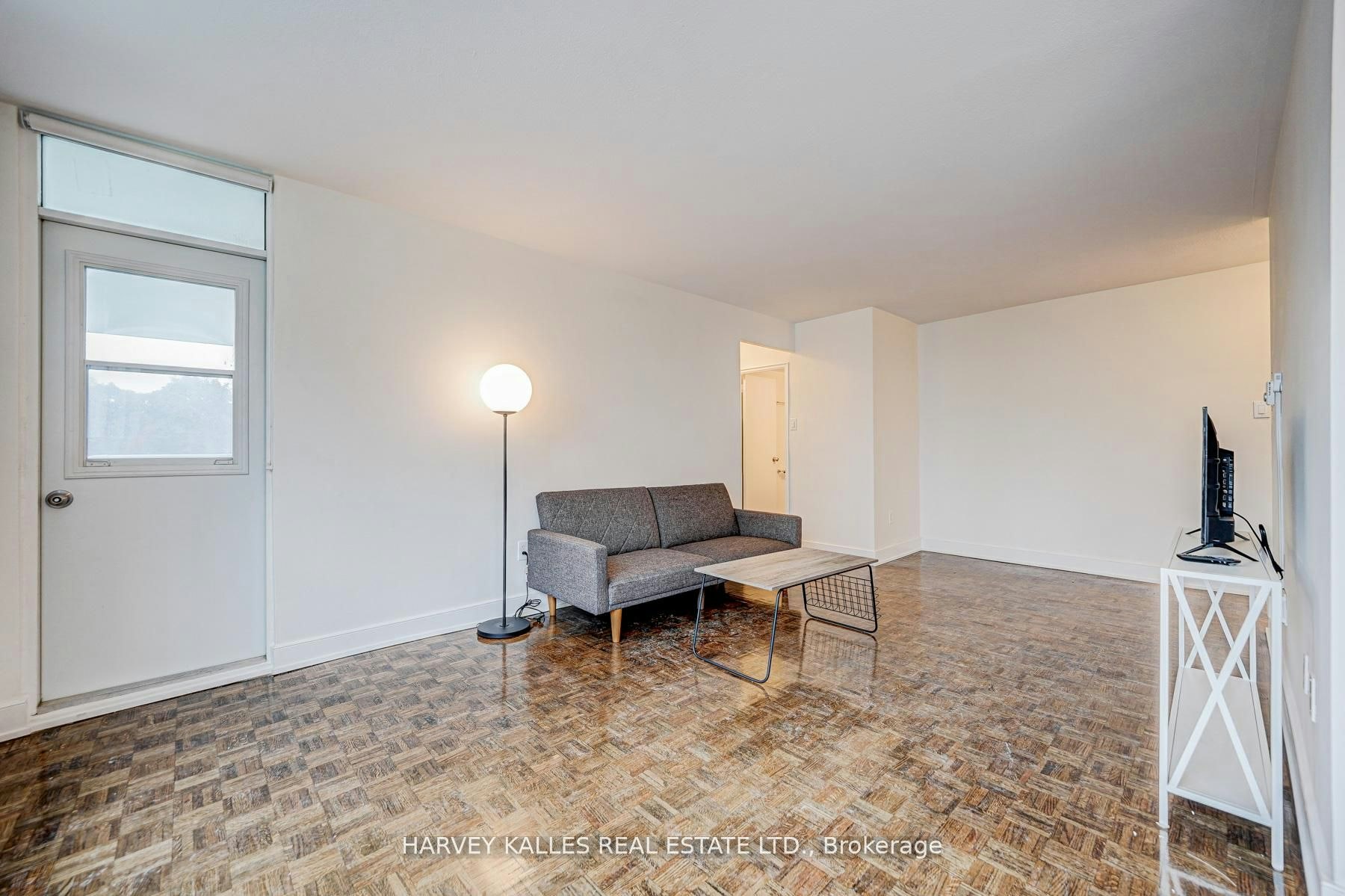 402-133 Erskine Avenue, Toronto, ON, M4P 1Y8 - 4
