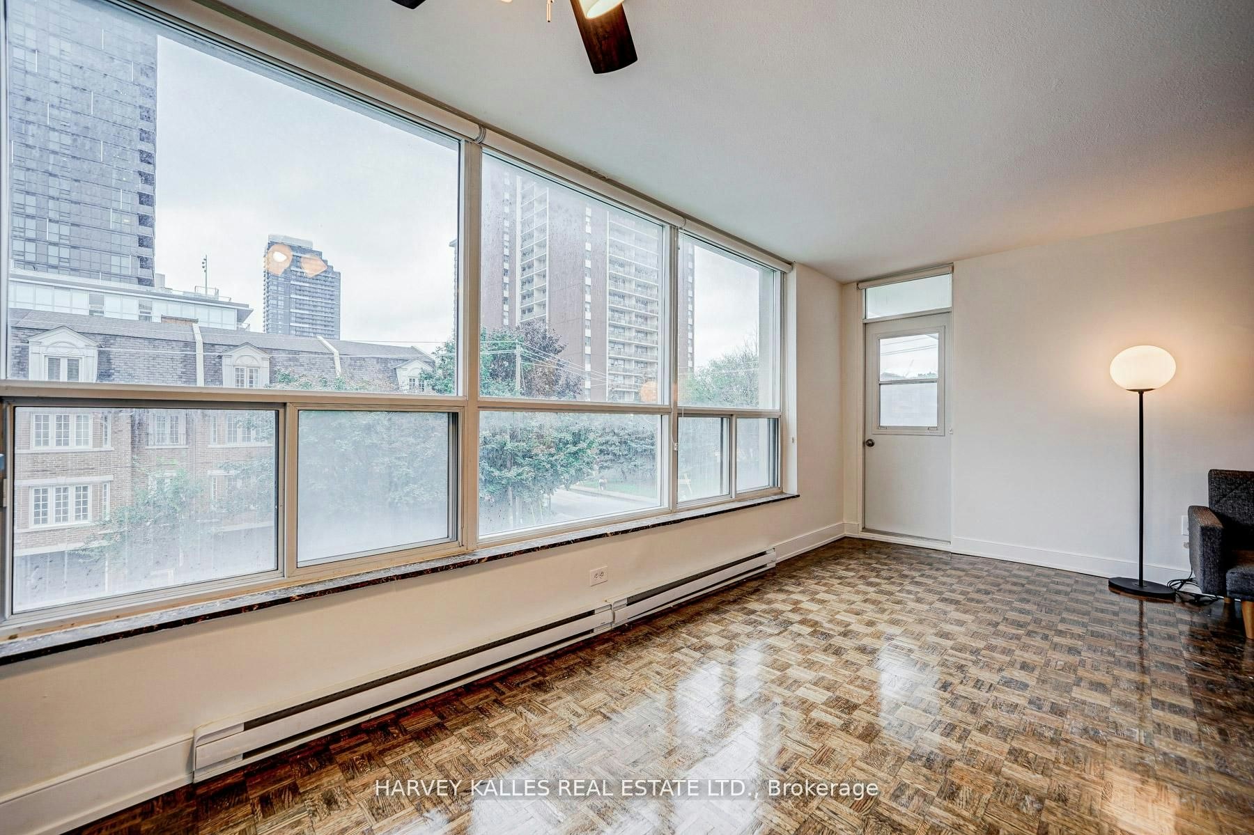 402-133 Erskine Avenue, Toronto, ON, M4P 1Y8 - 6