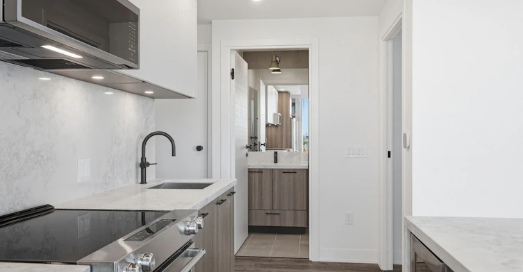 901-15 Assembly Lane, Toronto, ON, M6H 0H3 - 14