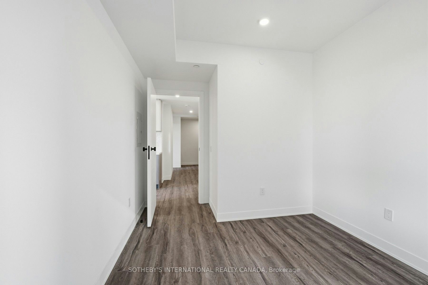 901-15 Assembly Lane, Toronto, ON, M6H 0H3 - 17