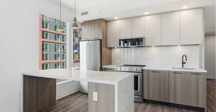 901-15 Assembly Lane, Toronto, ON, M6H 0H3 - 11