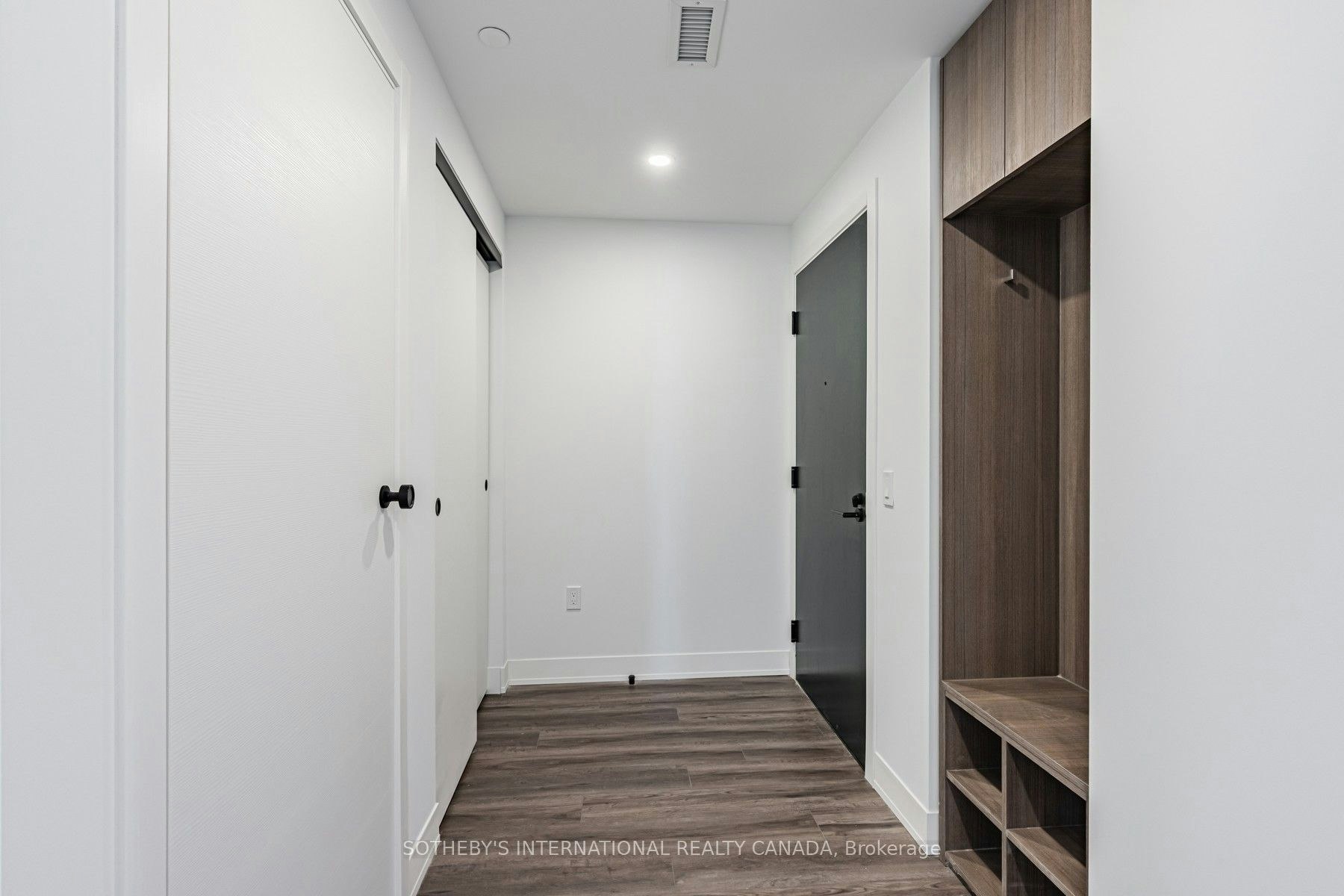 905-15 Assembly Lane, Toronto, ON, M6H 0H3 - 2