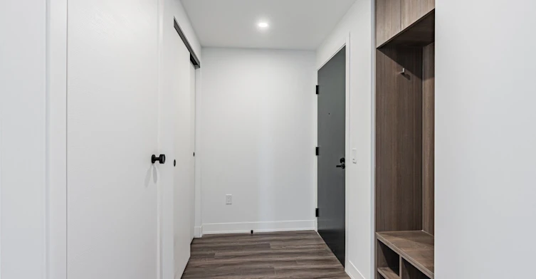 905-15 Assembly Lane, Toronto, ON, M6H 0H3 - 2