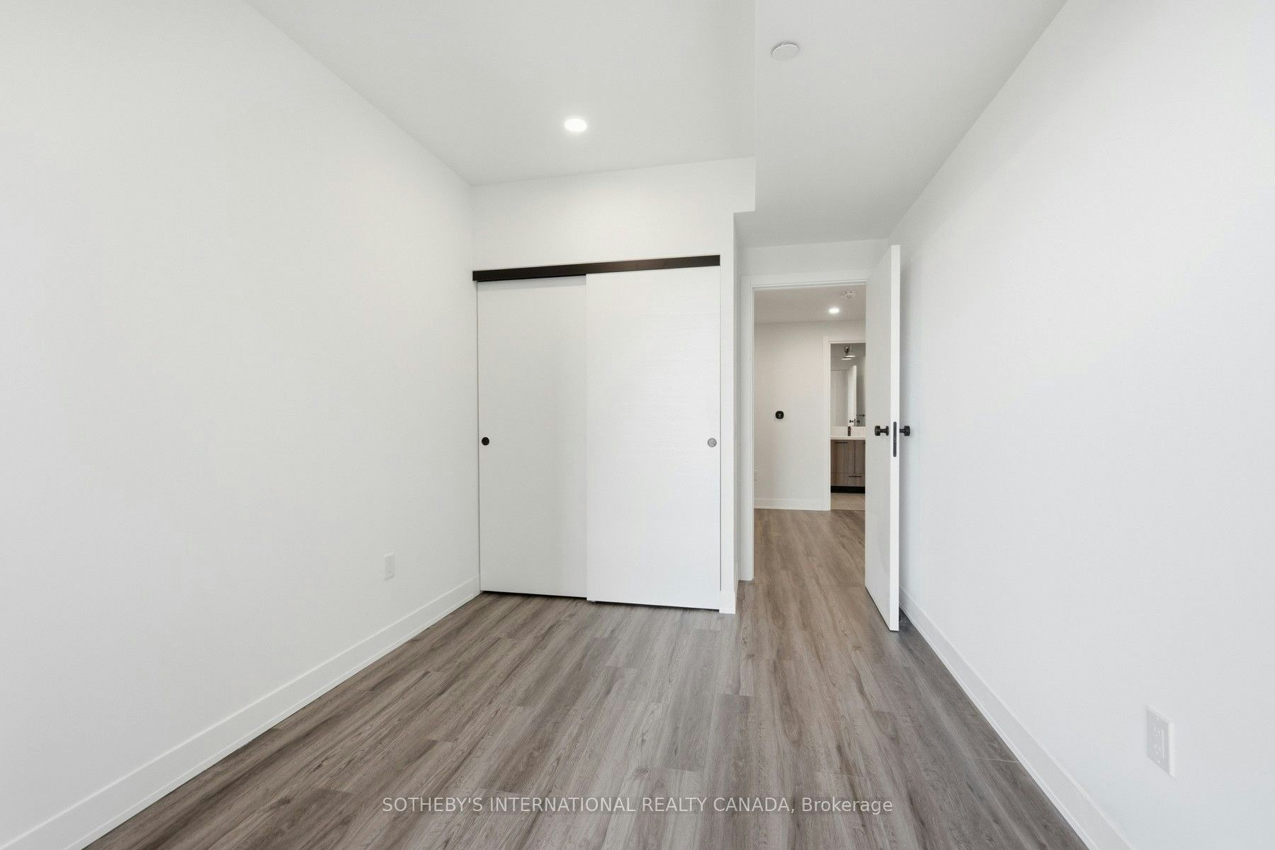905-15 Assembly Lane, Toronto, ON, M6H 0H3 - 19