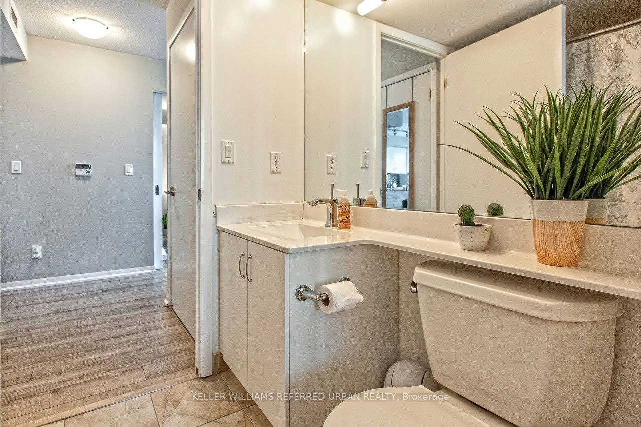 1411-215 Fort York Boulevard, Toronto, ON, M5V 4A1 - 18