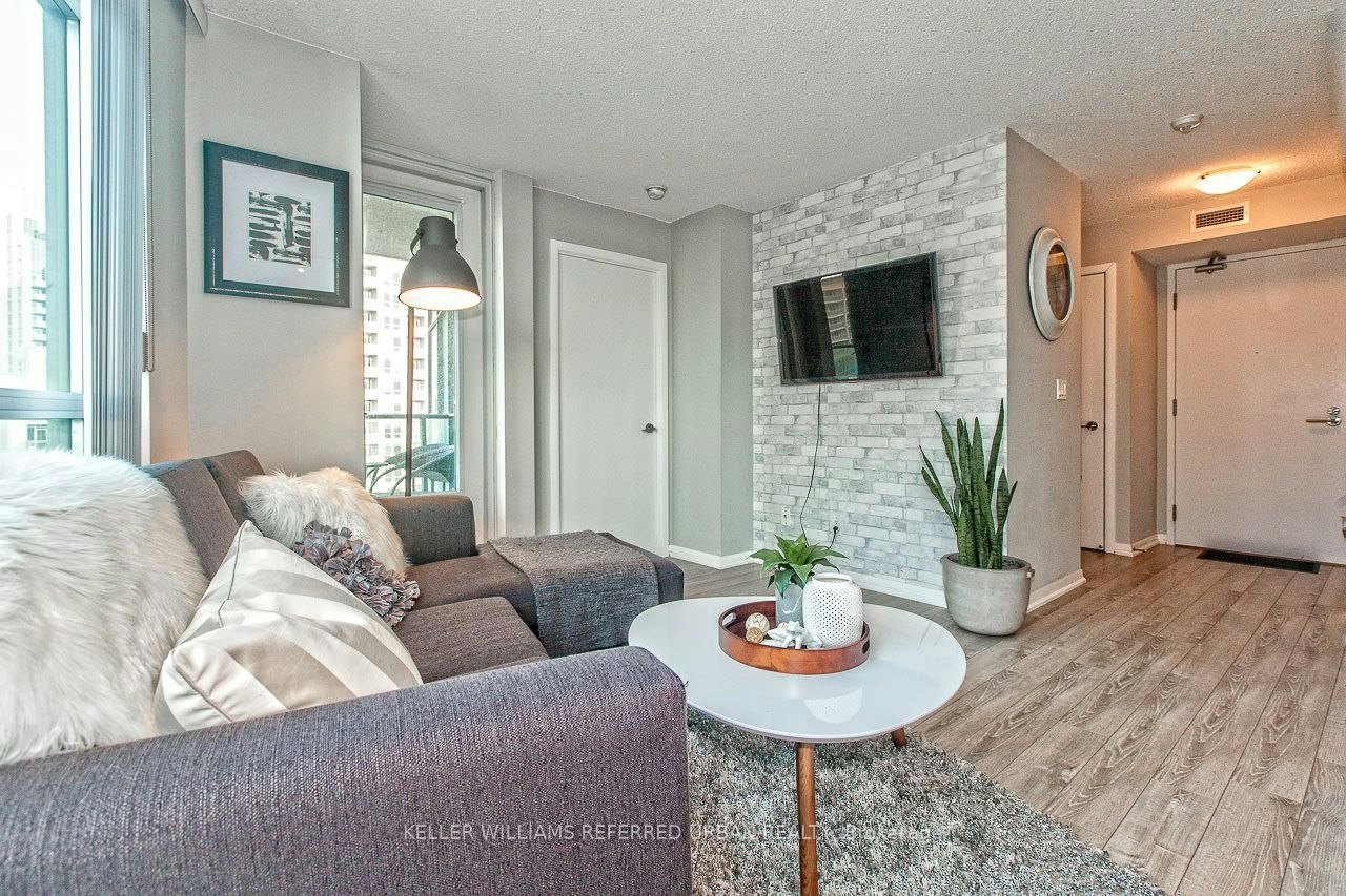 1411-215 Fort York Boulevard, Toronto, ON, M5V 4A1 - 6