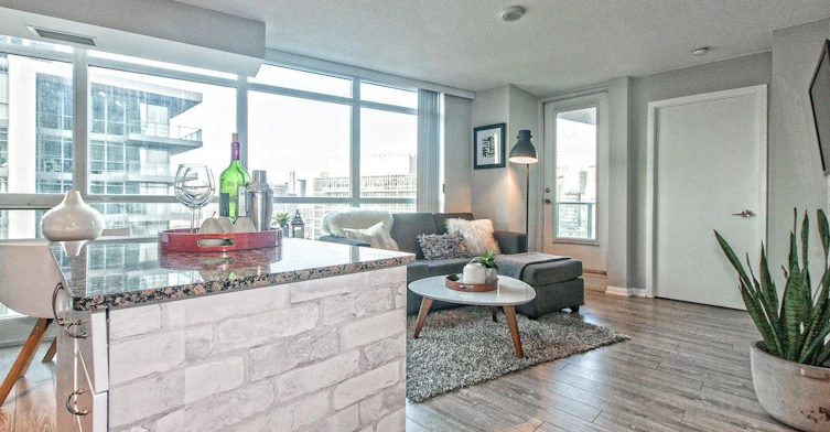 1411-215 Fort York Boulevard, Toronto, ON, M5V 4A1 - 2