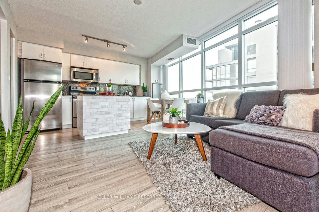 1411-215 Fort York Boulevard, Toronto, ON, M5V 4A1 - 11