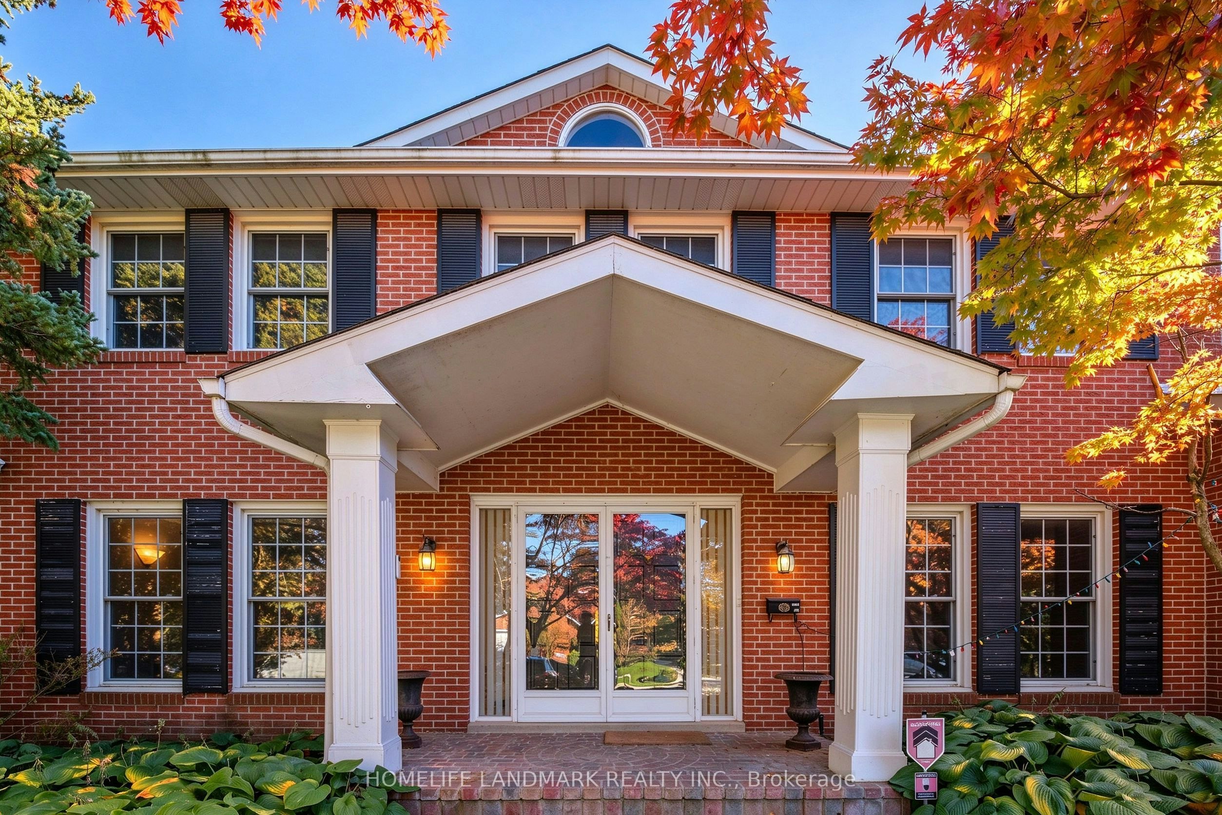 15 Tofino Crescent, Toronto, ON, M3B 1R7