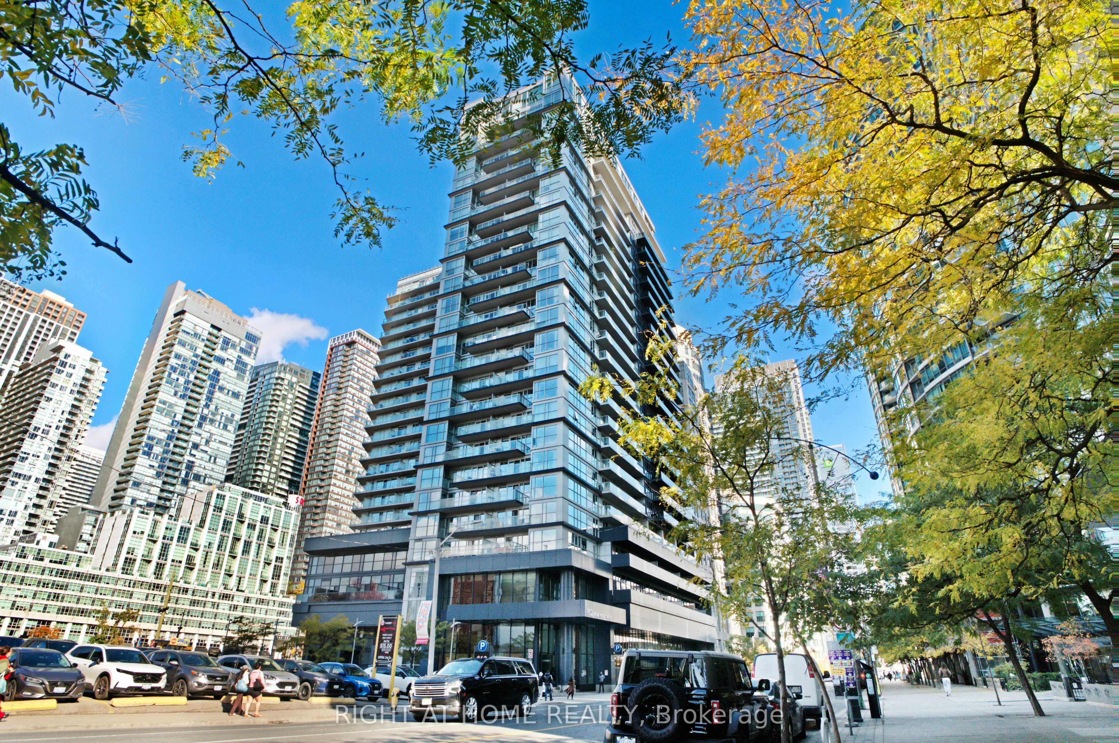 512-352 Front Street W, Toronto, ON, M5V 0K3