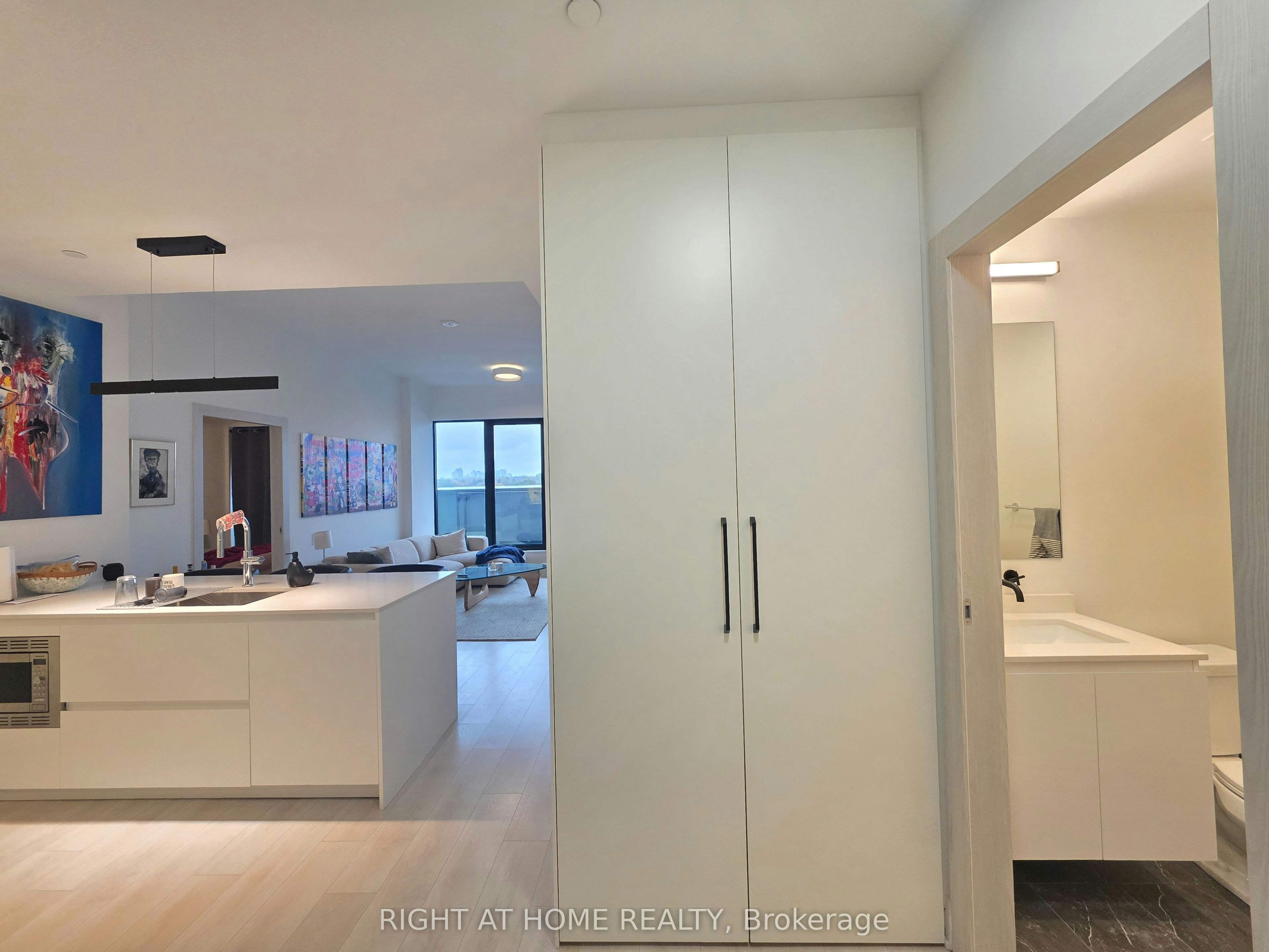 703-33 Frederick Todd Way N, Toronto, ON, M4G 2L2 - 7