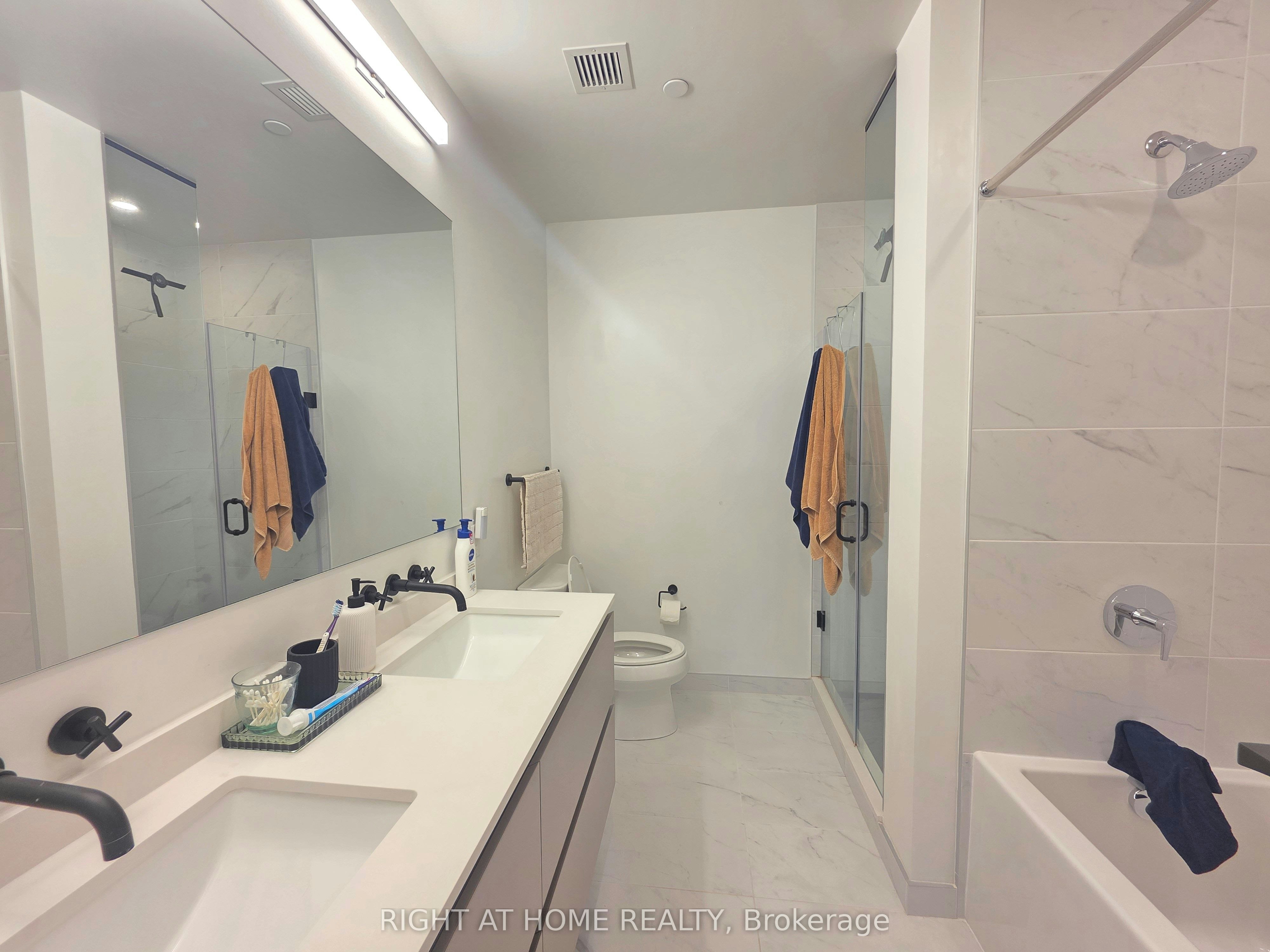 703-33 Frederick Todd Way N, Toronto, ON, M4G 2L2 - 17