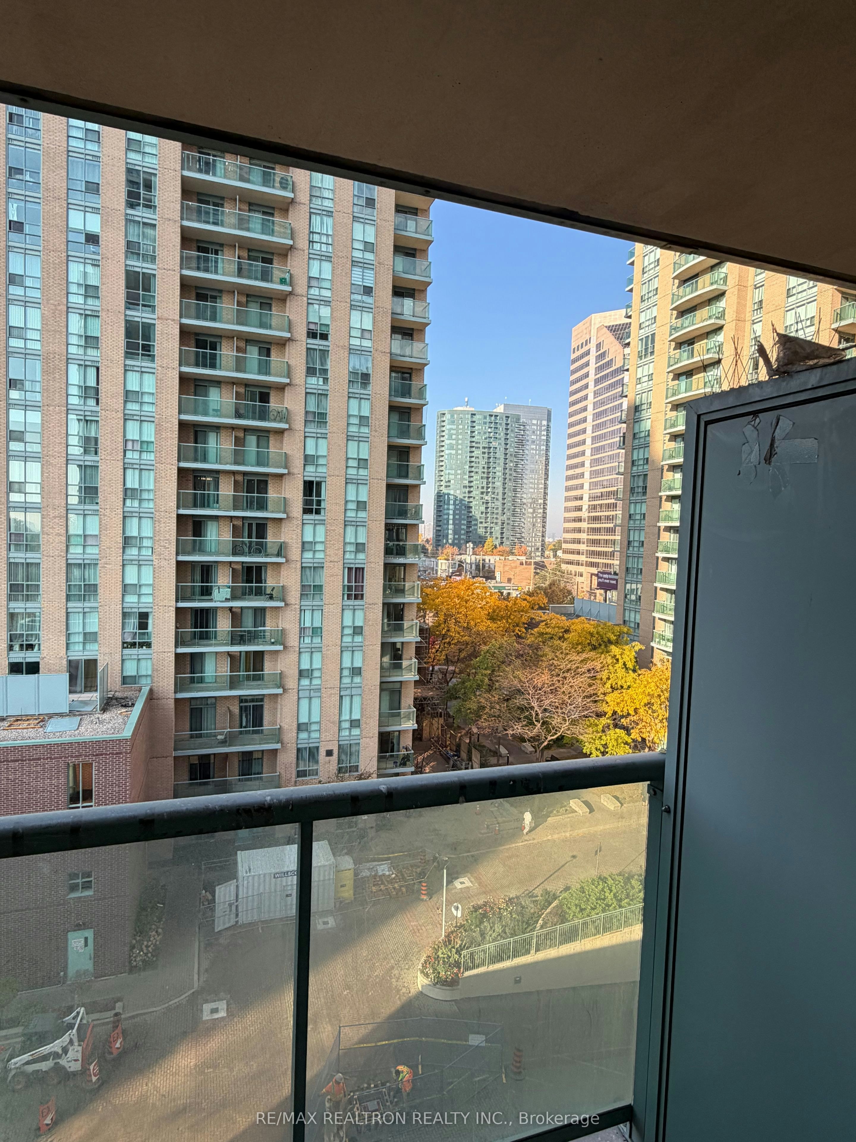 807-28 Olive Avenue, Toronto, ON, M2N 7E6 - 4
