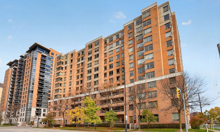 616-88 Grandview Way