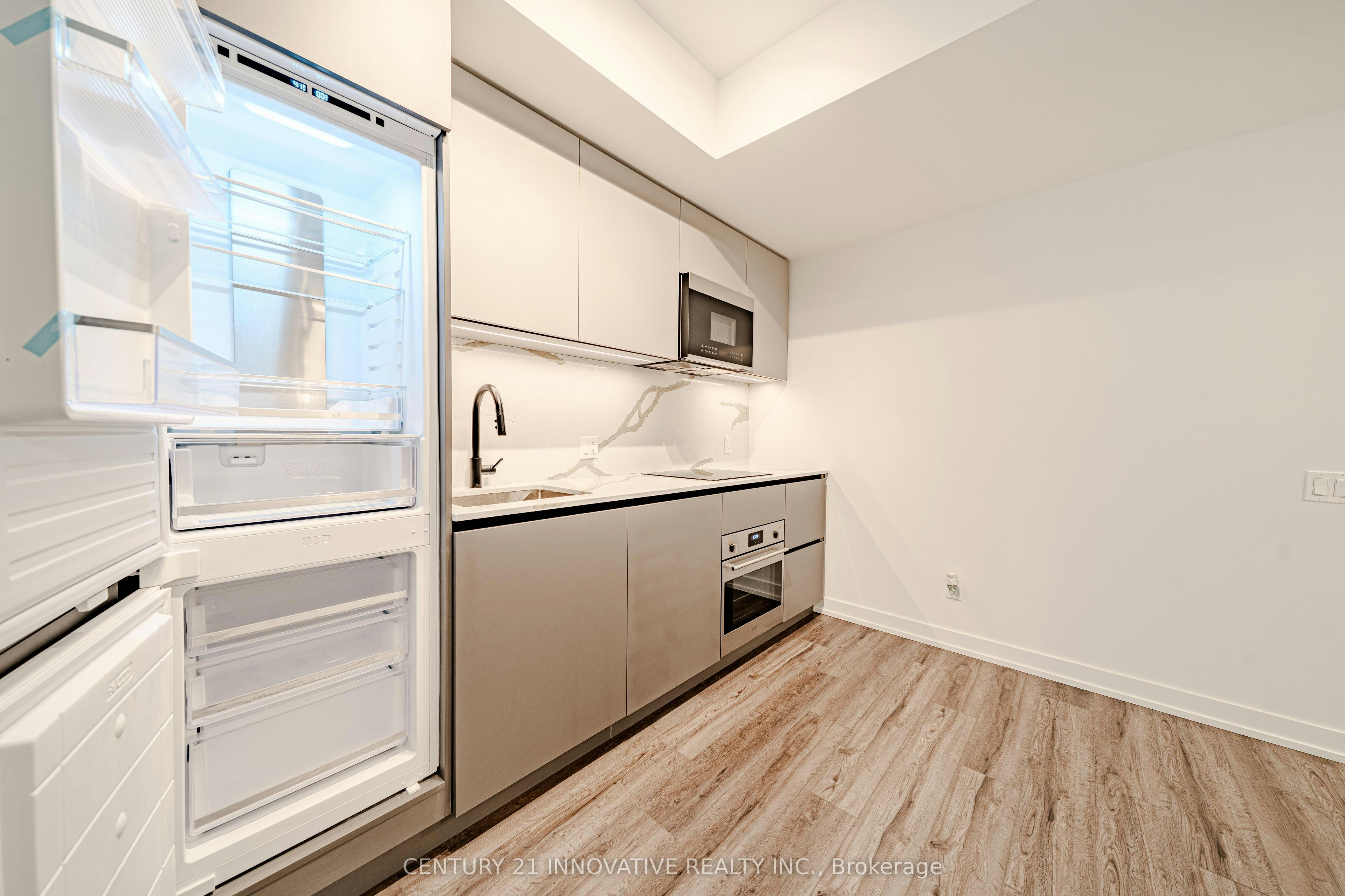 421-35 Parliament Street, Toronto, ON, M5A 0Z5 - 4