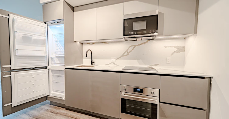 421-35 Parliament Street, Toronto, ON, M5A 0Z5 - 5
