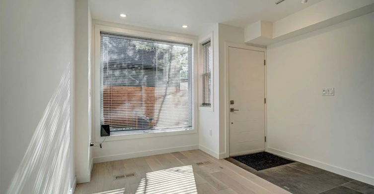 B-452 Montrose Avenue, Toronto, ON, M6G 3H1 - 4