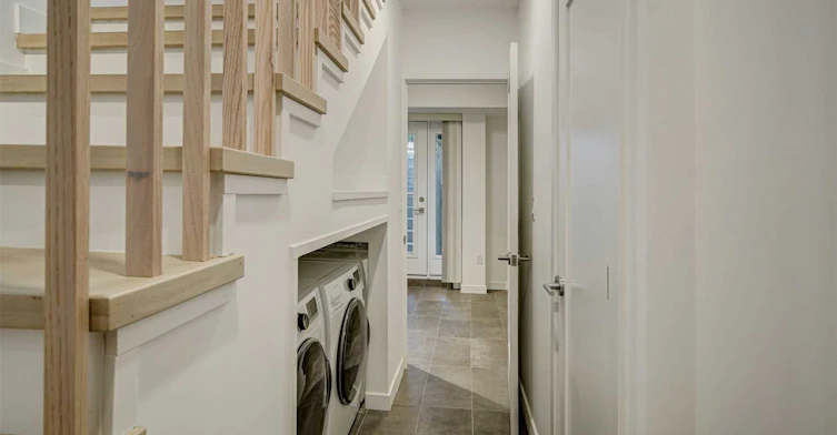 B-452 Montrose Avenue, Toronto, ON, M6G 3H1 - 8