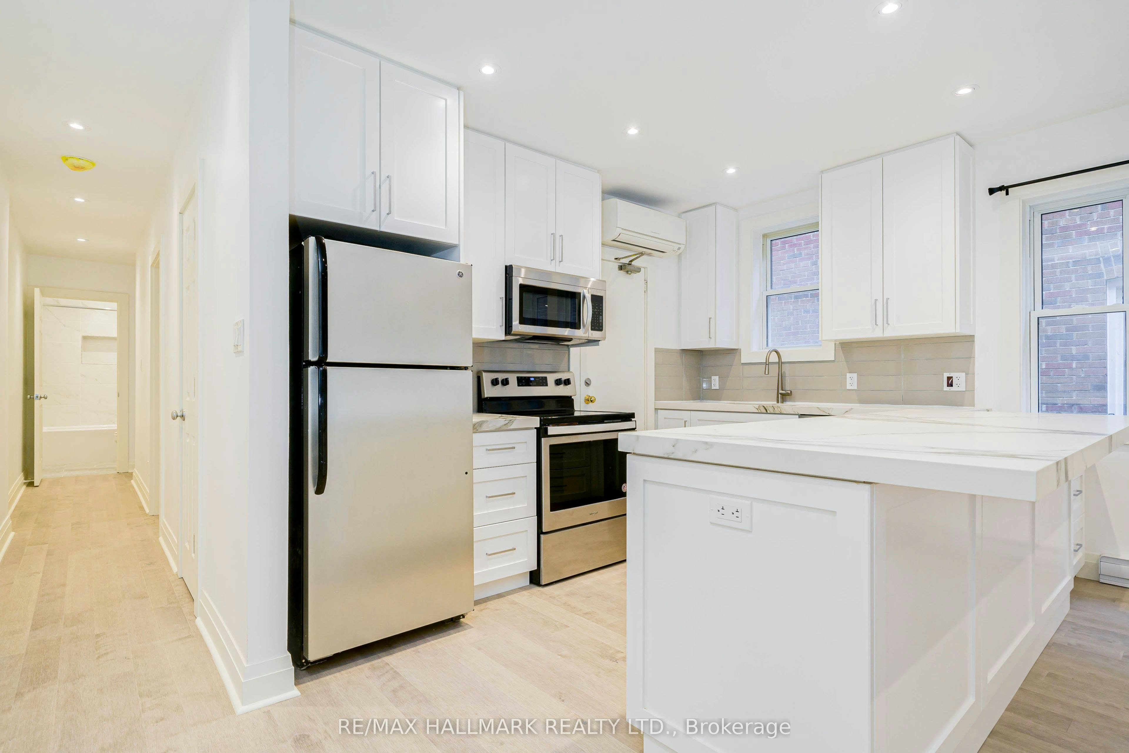 B-27 Preston Place, Toronto, ON, M4N 2T1 - 12